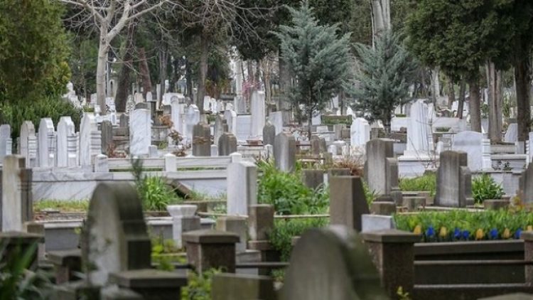 İstanbul’da mezar karaborsası: 2 milyon liraya mezar yeri satılıyor!