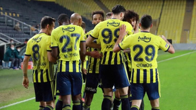 Fenerbahçe’de 3 futbolcuda koronavirüs tespit edildi