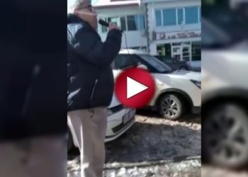 Megafonla alacağını istedi: Camiye gitmekle olmuyor, paramı öde Nevzat!