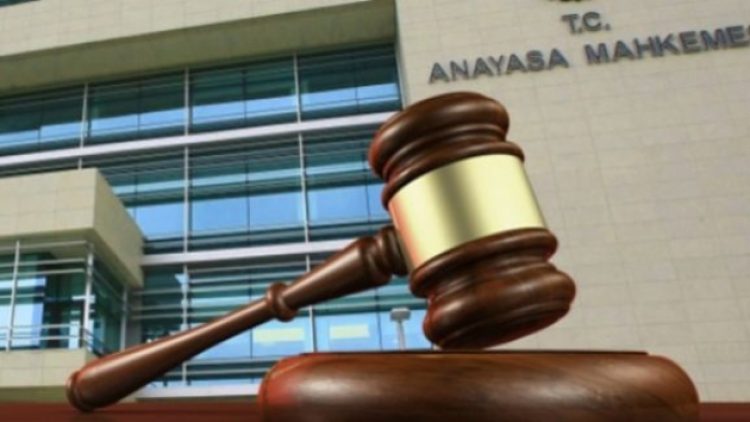 AYM’den KHK’li işçiler için ‘tazminat ve yeniden yargılanma’ kararı