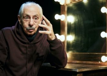 Erdoğan’ın ‘sanatçı’sına Genco Erkal ‘şakşakçı’ dedi