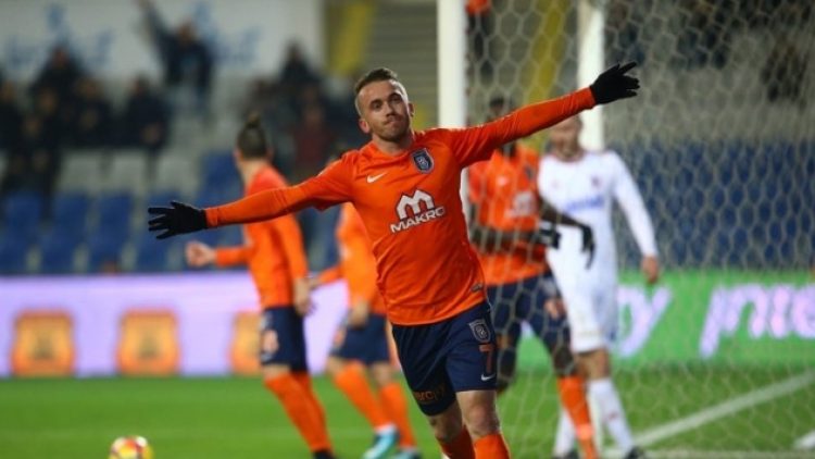 Fenerbahçe, Başakşehirli Edin Visca’yı istedi