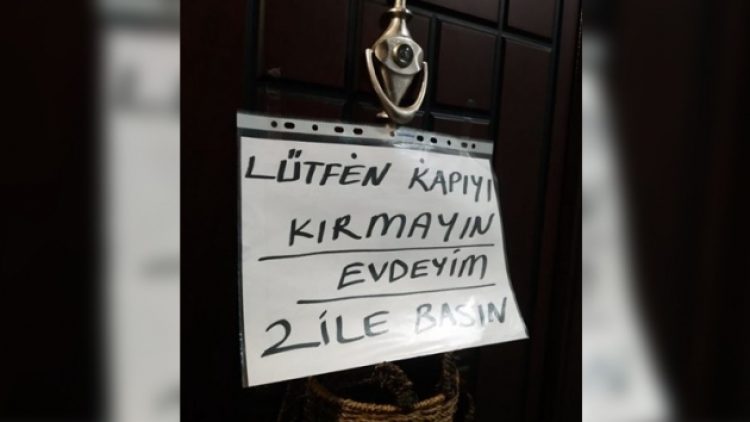Boğaziçili’nin ailesi kapının kırılmasından endişelendi, polise not yazdı