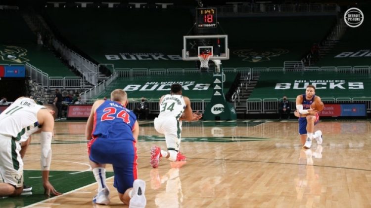 NBA’de görülmemiş Trump protestosu!