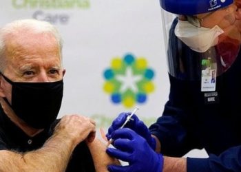 Biden aşının ikinci dozunu da yaptırdı
