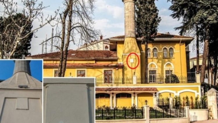 Üsküdar’da 250 yıllık güneş saatinin üstüne badana yapıldı