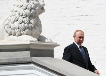 Putin’den ‘kıyıda saray’ iddialarına yanıt