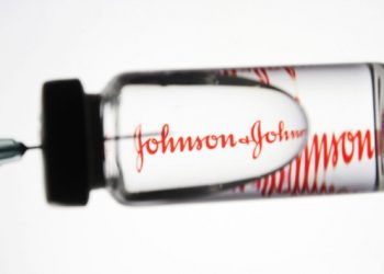 Johnson & Johnson tek dozluk, yüzde 66 etkili aşı geliştirdi