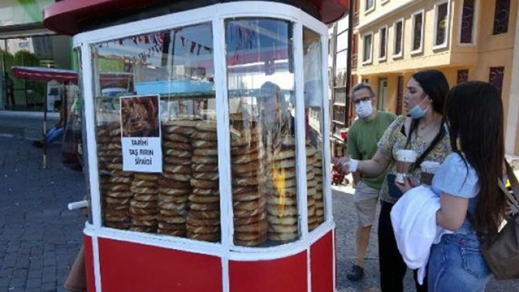 Simitçiler, ‘simit parasına’ muhtaç: Cirolarının yüzde 80’ini kaybettiler