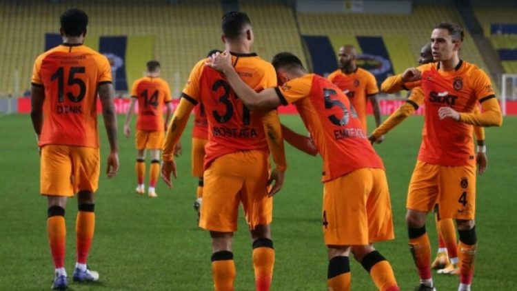 Zirve el değiştirdi