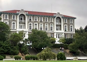 Boğaziçi’ne aranan yardımcılar bulundu
