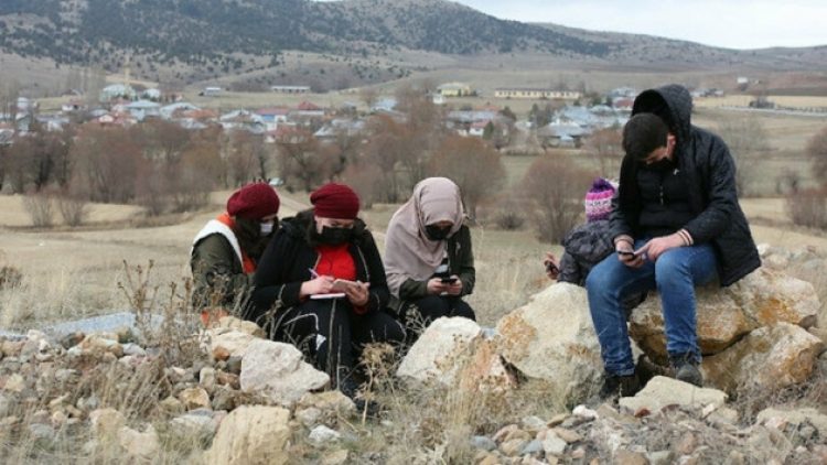 İnterneti olmayana internetten anket
