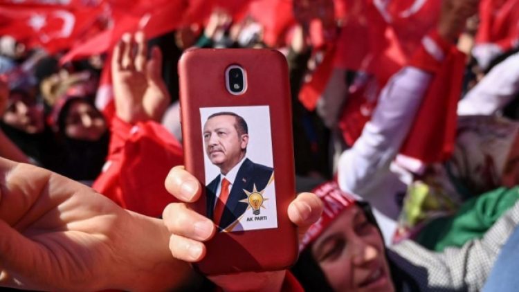 ‘AKP’li seçmen bile sizden bıktı, gitmek istiyor’