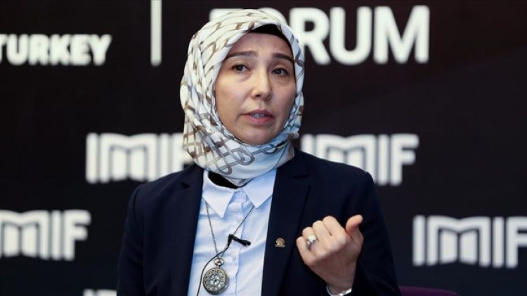 Fatmanur Altun’un Clubhouse hesabı askıya alındı