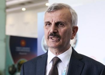 Üniversitede ‘Rektör A.Ş.’