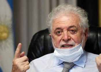 Arjantin’de ‘ayrıcalıklı aşı’ skandalı: Sağlık Bakanı Garcia istifa etti