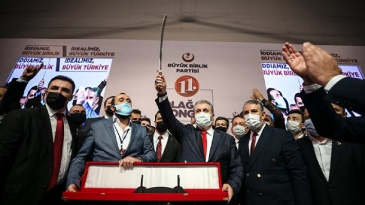 Destici: Gerekirse Çin’e savaş açarız!