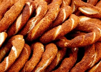 Avrupa’da ünlü market zinciri simit üretmeye başladı