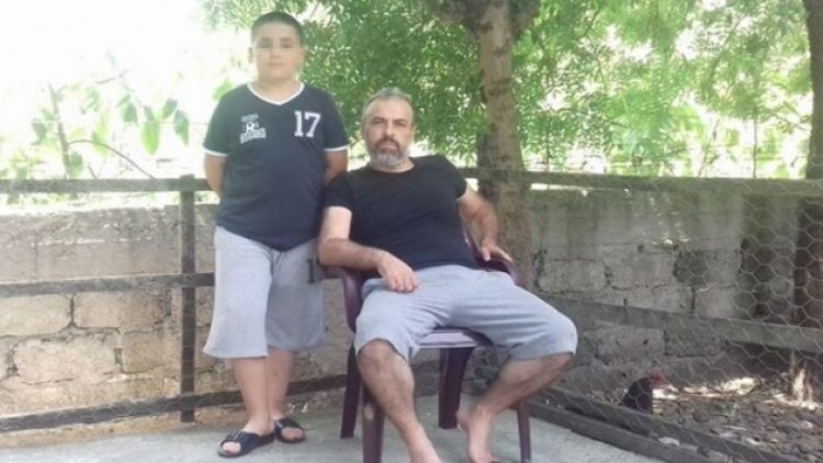 Oğlunu ‘Allah yolunda kurban edeceğini’ söyleyip bıçakla boğazını kesti!