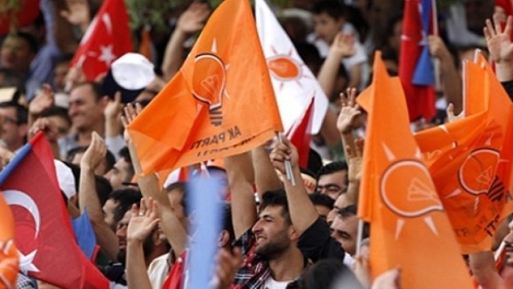 AKP Gençlik Kolları merdiven oldu, 22 yaşında ihaleye boğuldu