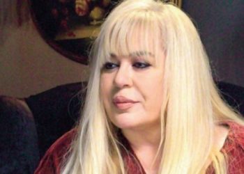 Zerrin Özer: Ağabeyim dediğim insanın tecavüzüne uğradım