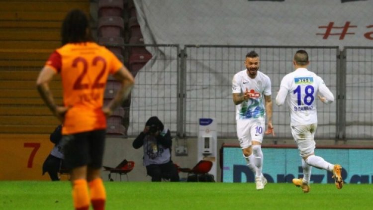 7 gollü karşılaşmada Rizespor, Galatasaray’ı mağlup etti
