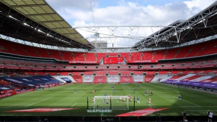 İngiltere taraftarlı maçı test edecek