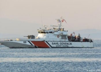 Yunanistan’dan Türkiye’ye sığınmacı geçişlerine destek suçlaması
