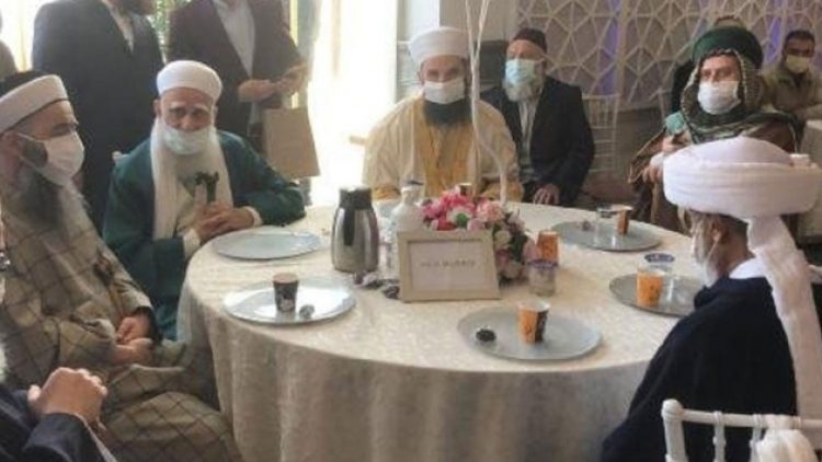 Cübbeli Ahmet’in kızının düğünü ‘kişi sınırı’ tanımadı