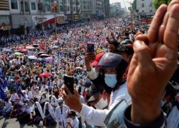 Myanmar’da ölü sayısı 581’e yükseldi