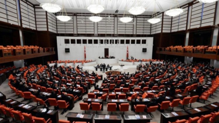 Öğretmenler de güvenlik soruşturması geçirecek!