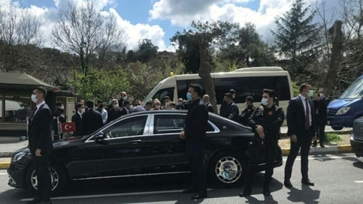 İstanbullu minibüsçüler, Erdoğan’ın ayak üstü verdiği sözle umutlandı!