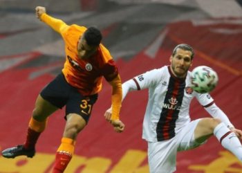 Galatasaray’a bir darbe de Karagümrük’ten geldi