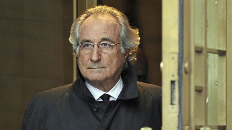 ABD tarihindeki en büyük dolandırıcılık olayının faili hapishanede öldü