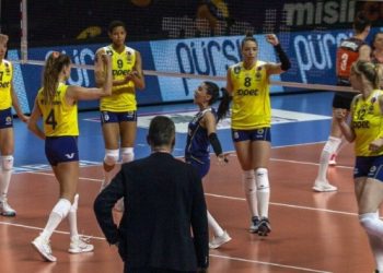 Fenerbahçe Opet’te korona krizi! Vakıfbank maçına çıkamayacaklar…