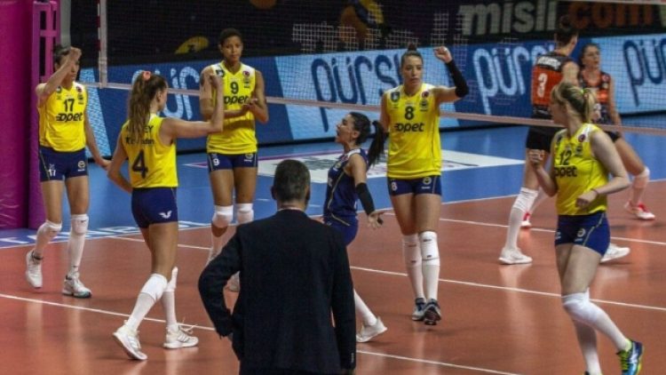 Fenerbahçe Opet’te korona krizi! Vakıfbank maçına çıkamayacaklar…