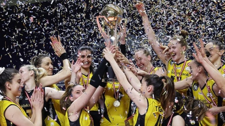 VakıfBank, Sultanlar Ligi’nde 12. kez şampiyon