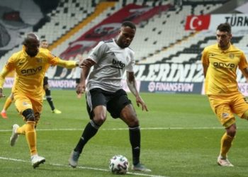 Lider Beşiktaş’a Ankaragücü’nden 90+3’te çelme