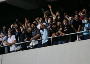 Adana’da akılalmaz görüntü! Sokağa çıkma yasağına rağmen…
