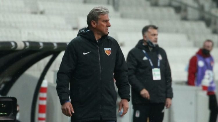 Kayserispor Hamza Hamzaoğlu ile yollarını ayırdı