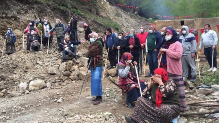Rize İkizdere’de Cengiz İnşaat’a karşı yöre halkının direnişi sürüyor