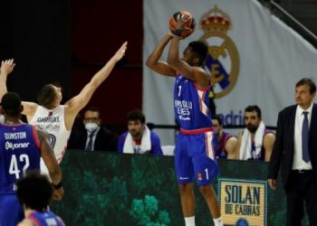 Anadolu Efes, Euroleague’de Final Four için parkede
