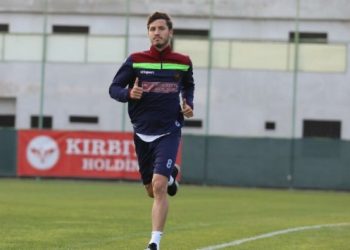 Alanyaspor’da Salih Uçan şoku! Sezonu kapattı…