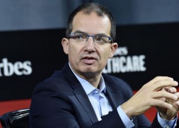 Moderna CEO’su Bancel: 6 ay içinde yeni varyantlar çıkmasını bekliyoruz