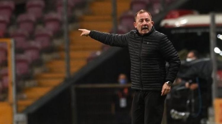 Sergen Yalçın: Hakem Superman galiba!