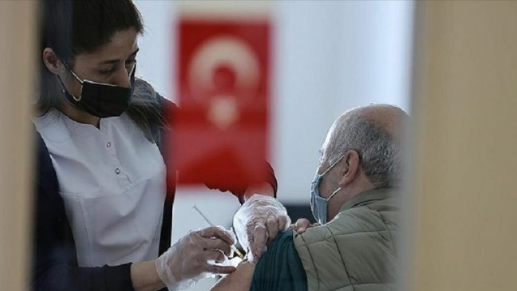 Aşı kartında yeni dönem: HES uygulamasından çıkartılabilecek