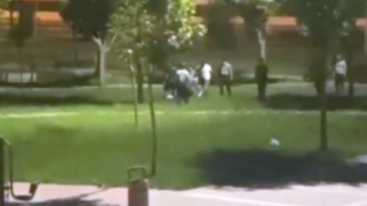 Batman’da polis ve bekçiler bir çocuğu darp etti