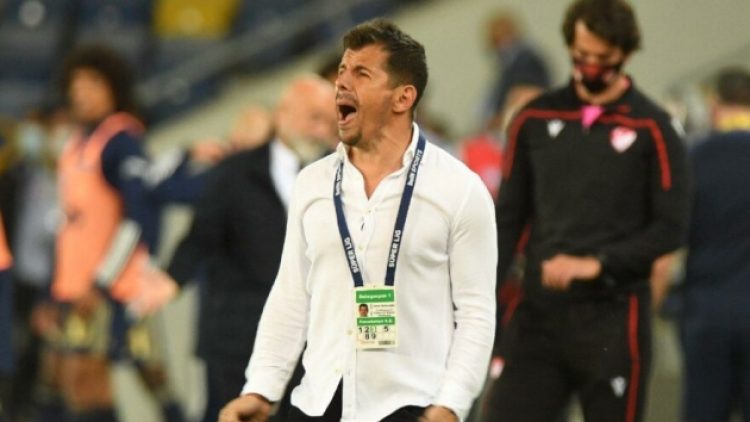 Emre Belözoğlu: Fenerbahçeliler’den ricam…