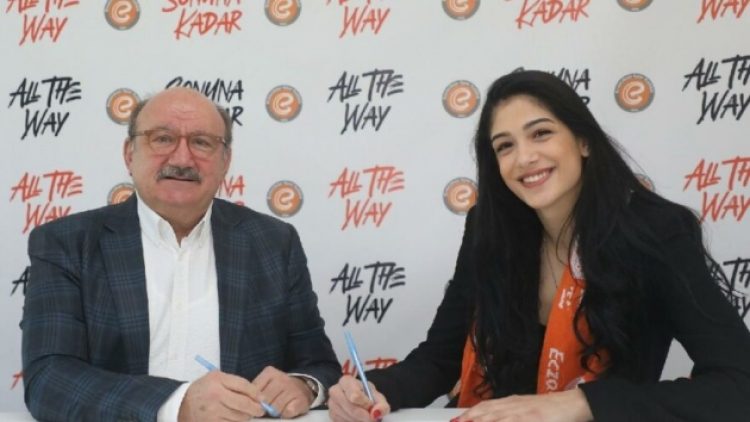 Eczacıbaşı VitrA, Yasemin ile sözleşme yeniledi