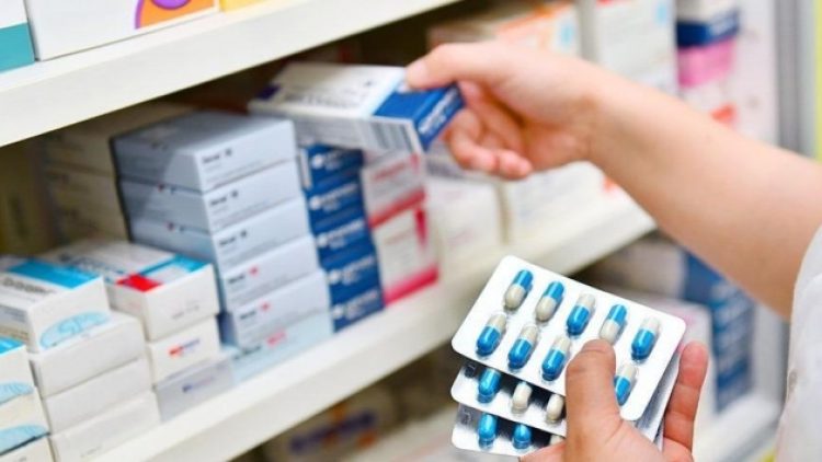 Reçetesiz antibiyotik satan eczacı şimdi yandı